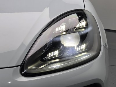 PORSCHE CAYENNE - 10