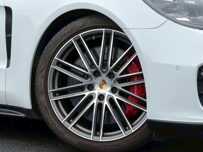 PORSCHE PANAMERA - 6