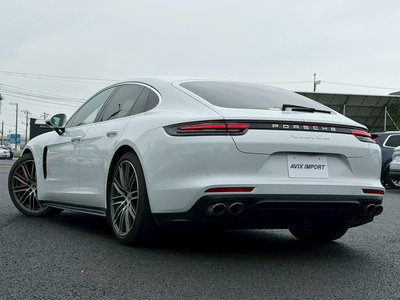 PORSCHE PANAMERA - 2