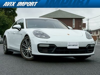 PORSCHE PANAMERA - 1