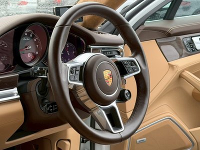 PORSCHE PANAMERA - 9