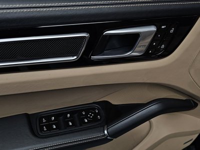 صورة مصغرة 14 لـ 2019 Porsche CAYENNE