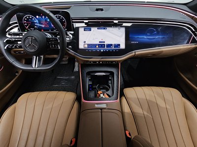 MERCEDES-BENZ E-CLASS - 5