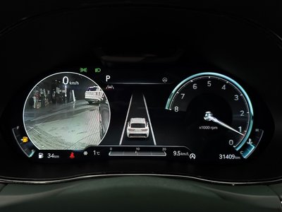صورة 8 لـ 2024 Genesis GV70