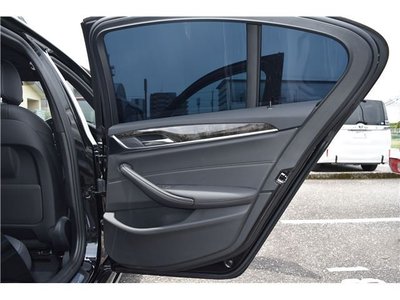 صورة مصغرة 33 لـ 2021 BMW 5 SERIES