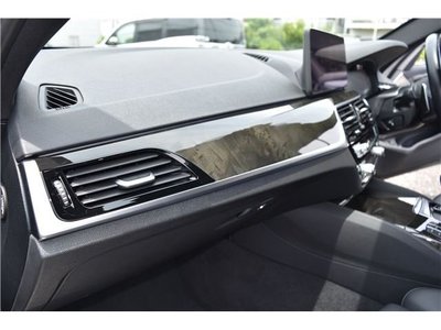 صورة مصغرة 39 لـ 2021 BMW 5 SERIES