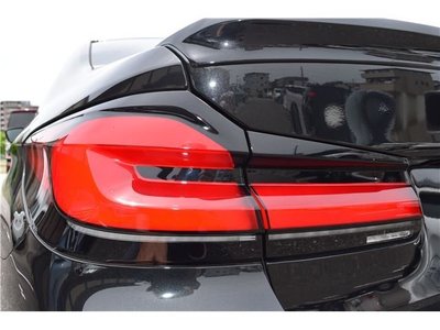 صورة مصغرة 18 لـ 2021 BMW 5 SERIES