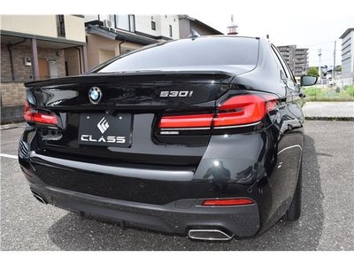 صورة 3 لـ 2021 BMW 5 SERIES
