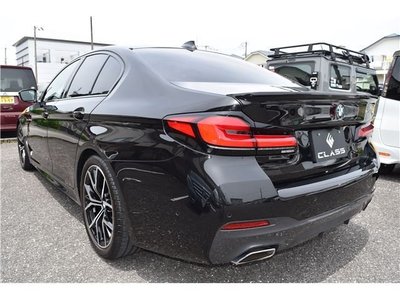 صورة مصغرة 15 لـ 2021 BMW 5 SERIES