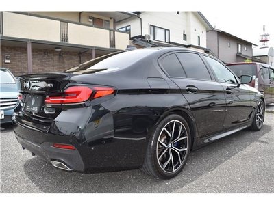 صورة مصغرة 22 لـ 2021 BMW 5 SERIES