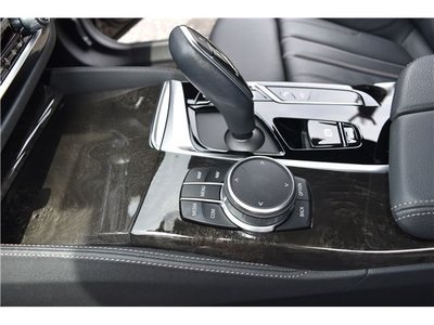 صورة مصغرة 49 لـ 2021 BMW 5 SERIES