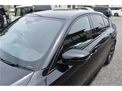 صورة مصغرة 11 لـ 2021 BMW 5 SERIES