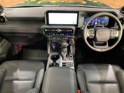 2025 Toyota LAND CRUISER 250 photo 2
