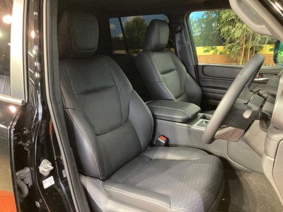 2025 Toyota LAND CRUISER 250 photo 8