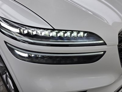 صورة 9 لـ 2024 Genesis GV70