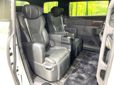 TOYOTA ALPHARD - 10