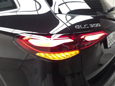 MERCEDES-BENZ GLC - 10