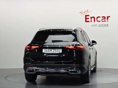 MERCEDES-BENZ GLC - 4