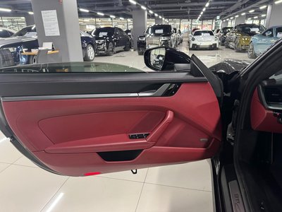 PORSCHE 911 - 10