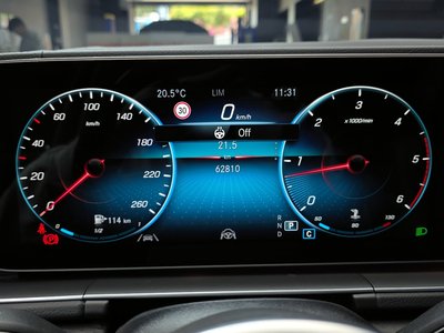 MERCEDES-BENZ GLS - 8