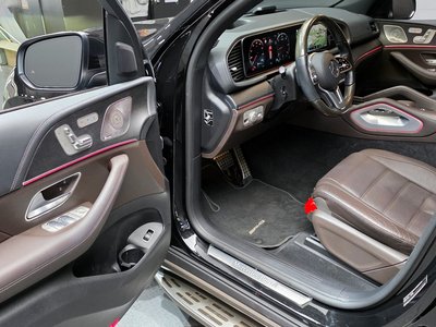 MERCEDES-BENZ GLS - 10