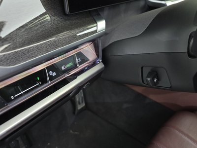 2024 BMW 7 SERIES — миниатюра 28