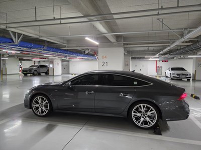 AUDI A7 - 1