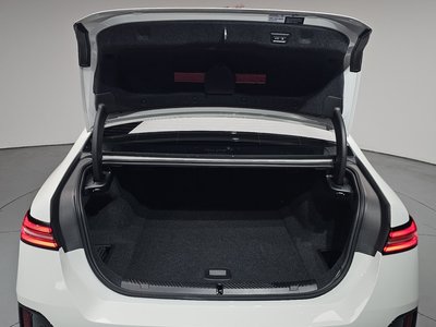 2025 BMW I5 — миниатюра 26