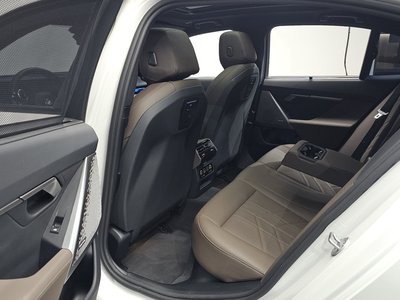 2025 BMW I5 — миниатюра 17