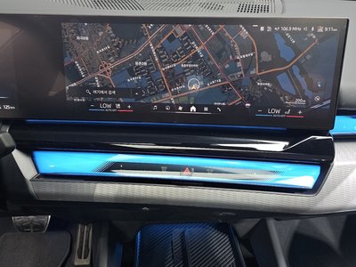 2025 BMW I5 — миниатюра 20