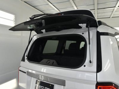 2025 Toyota LAND CRUISER 250 — миниатюра 25