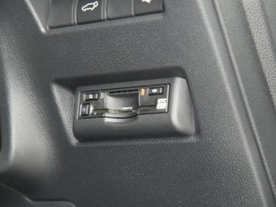 TOYOTA LAND CRUISER 250 - 7