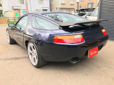 PORSCHE 928 - 9