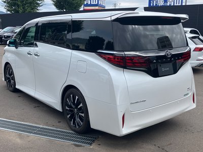2025 Toyota ALPHARD 照片 2