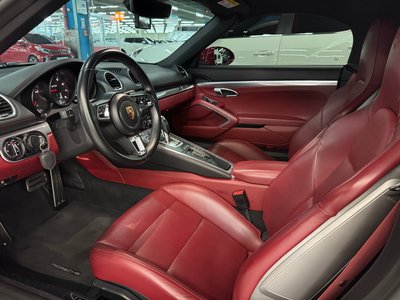 PORSCHE 718 BOXSTER - 10