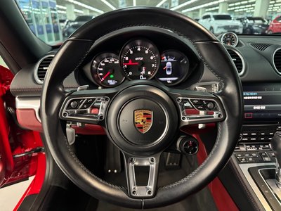 PORSCHE 718 BOXSTER - 4