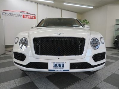 BENTLEY BENTAYGA - 5