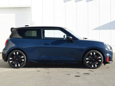 2025 MINI COOPER thumbnail 22