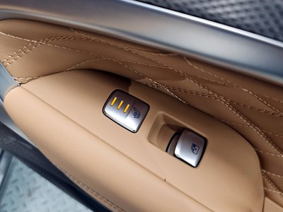 2022 Genesis THE NEW G70 — миниатюра 25