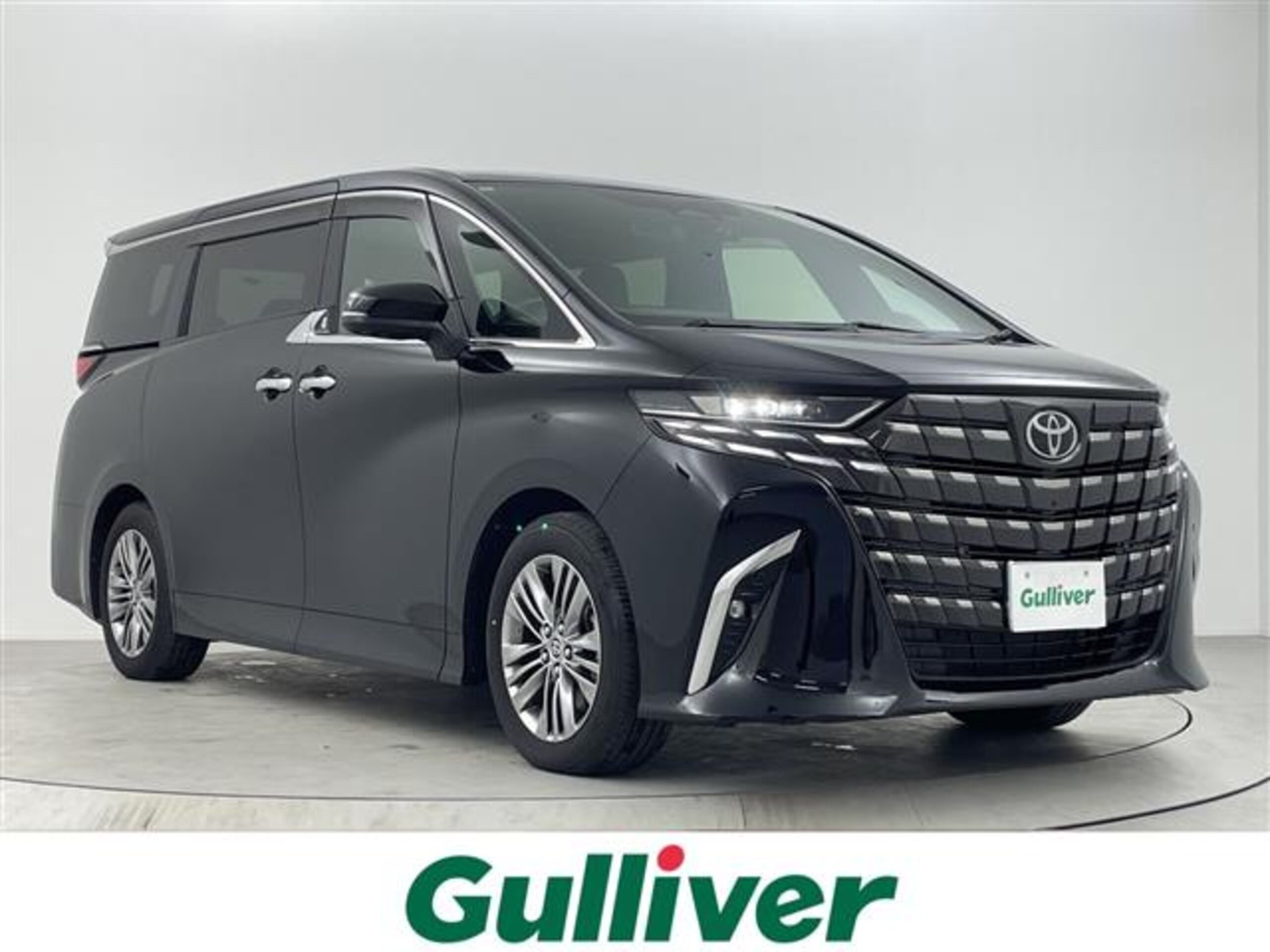 TOYOTA ALPHARD - View 1