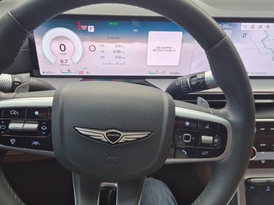 GENESIS GV80 - 8