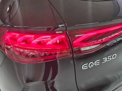 MERCEDES-BENZ EQE - 9