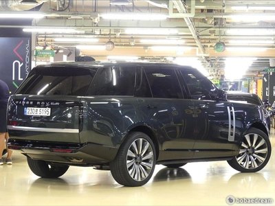 صورة 2 لـ 2023 LAND Rover RANGE ROVER