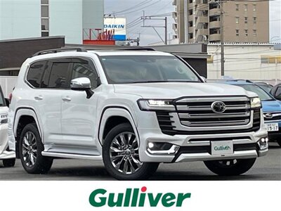 TOYOTA LAND CRUISER 300