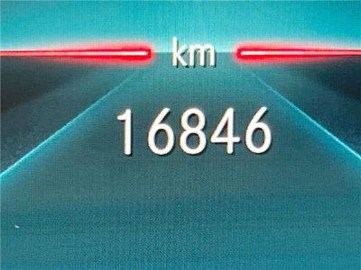 MERCEDES-BENZ GLB - 3