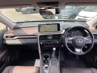 LEXUS RX - 8