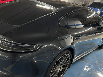 PORSCHE PANAMERA - 2