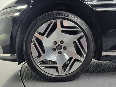 2022 Genesis G90 photo 6