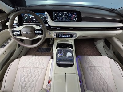2022 Genesis G90 photo 5