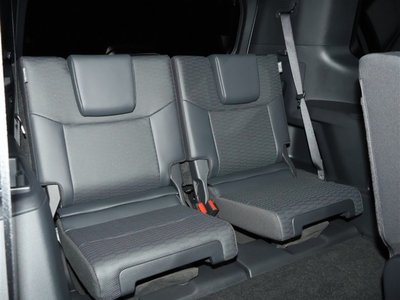 صورة مصغرة 29 لـ 2025 Toyota LAND CRUISER 250